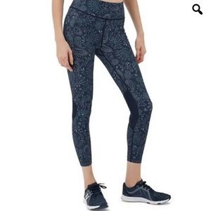 Zero Gravity 7/8 Running Leggings